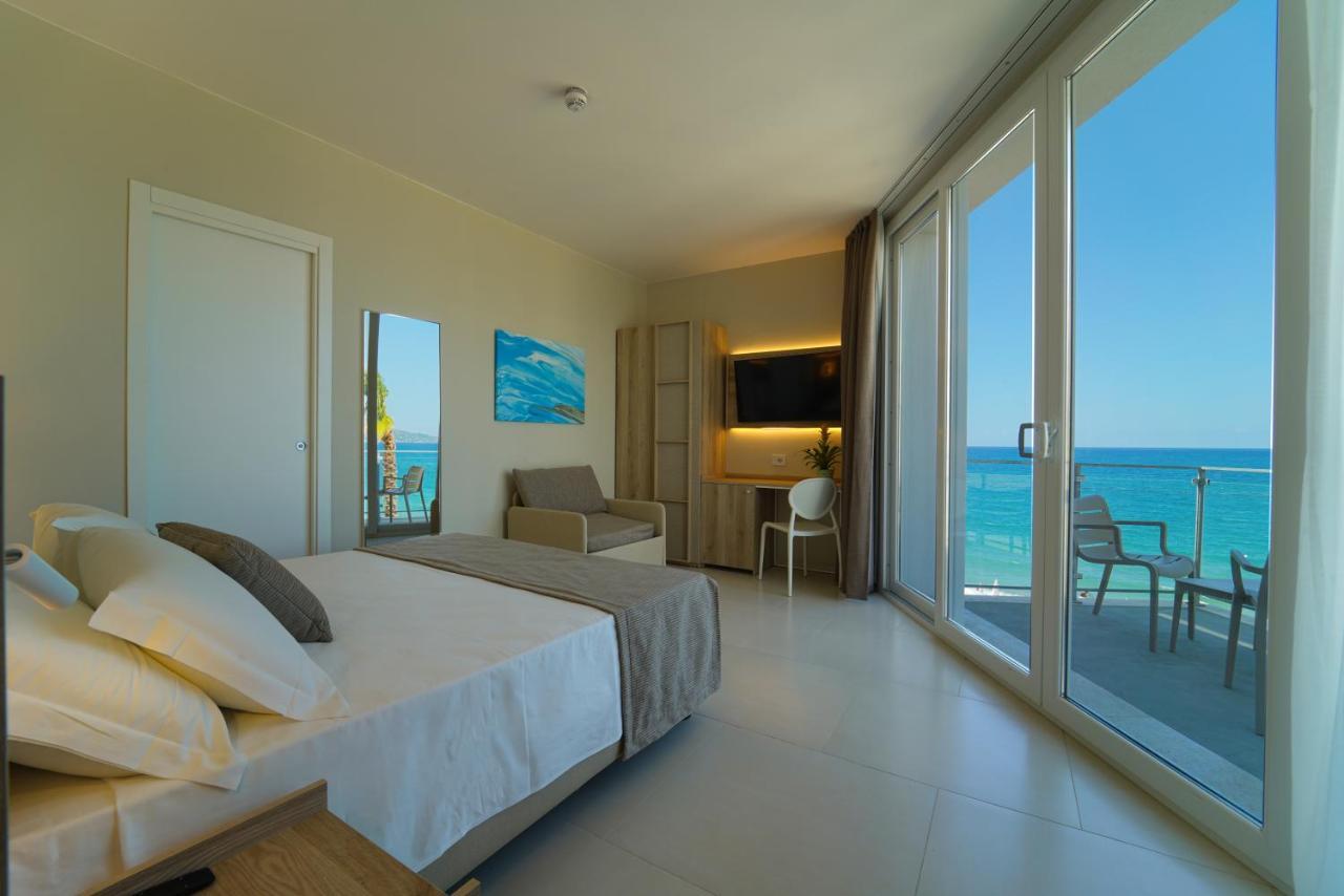Castellammare di Velia Eleamare Resort מראה חיצוני תמונה