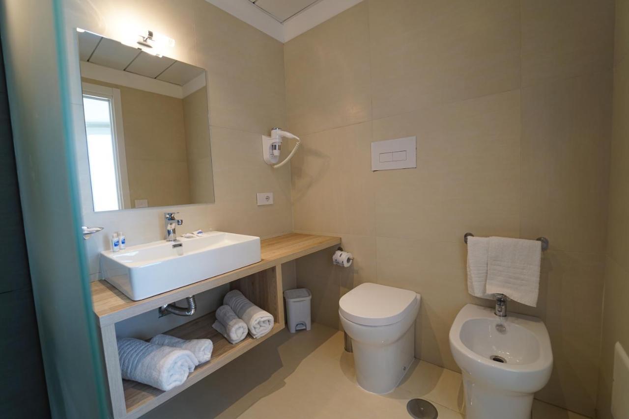 Castellammare di Velia Eleamare Resort מראה חיצוני תמונה