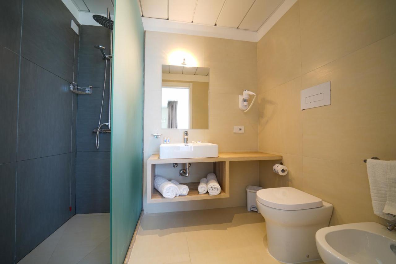 Castellammare di Velia Eleamare Resort מראה חיצוני תמונה